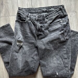 Women's Old Navy Gray Slim Straight Jeans with Modern Edge